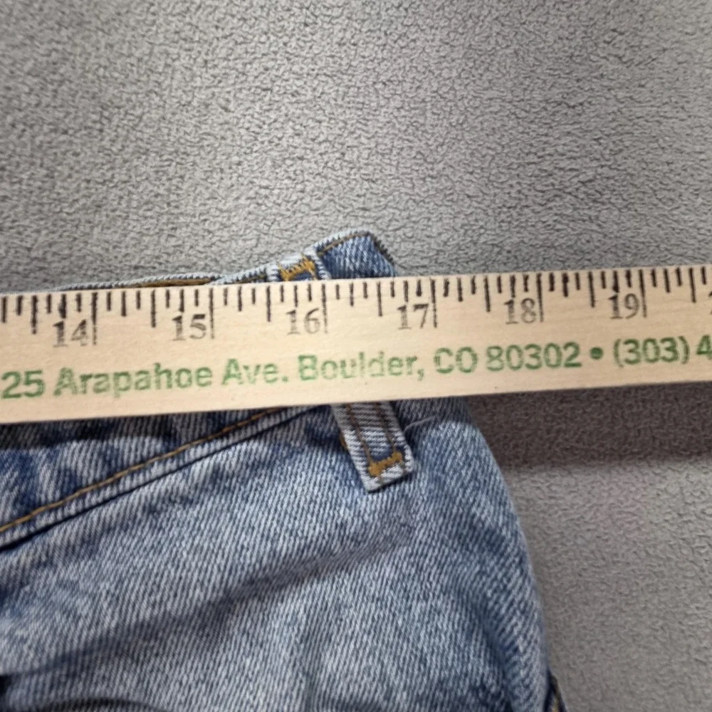 Levis 560 Jeans Mens Light Wash Blue Denim Relaxed Tapered Zip Fly‎ Fits 33x31